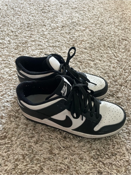 Nike Shoes - Nike Black & White Low-Top Sneakers